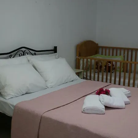 Diamond View Villas * Néa Péramos